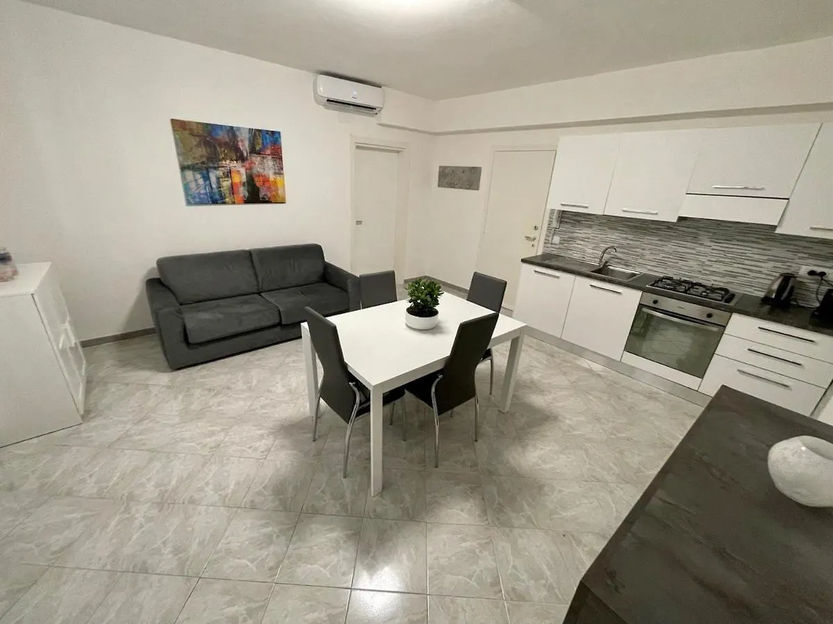 La Casa Di Silvy Apartment Genoa 0*,